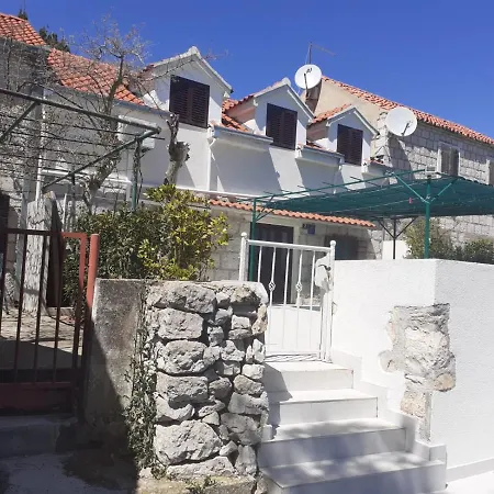 Stiniva Vakantiehuis